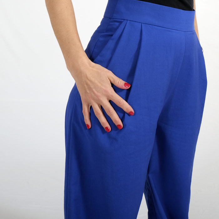 LUNE : Pantalon taille haute 100% laine bleu Klein