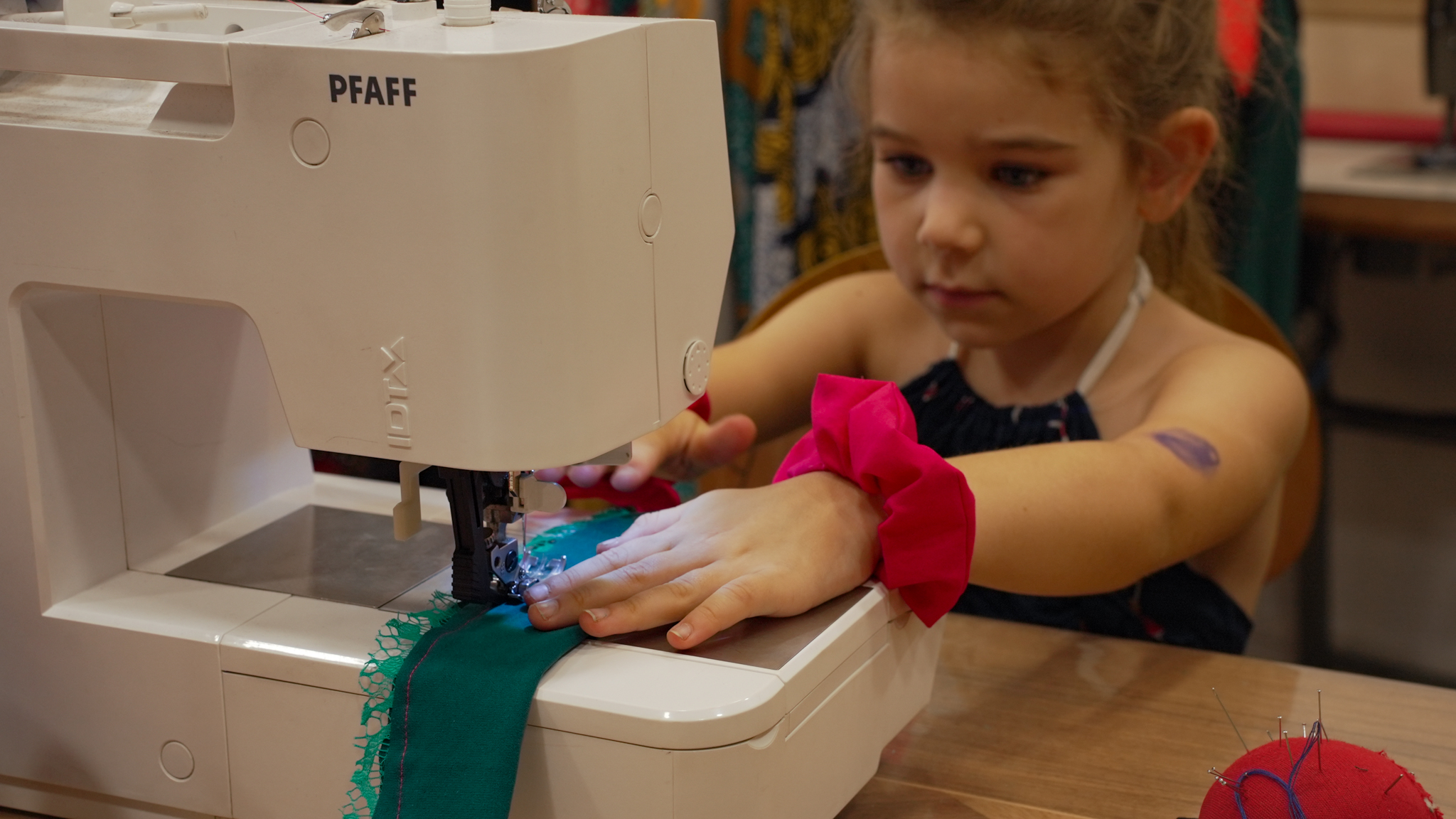 Atelier Couture Enfants (de 9 à 12ans) Création d'un Chouchou - Le Samedi de 10H-12H